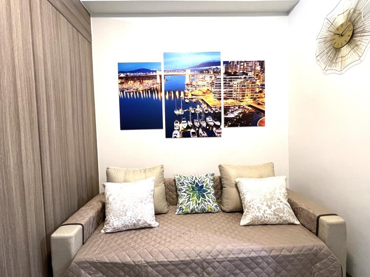 Shore Residences Moa Dynastel Staycation Pasay Bagian luar foto