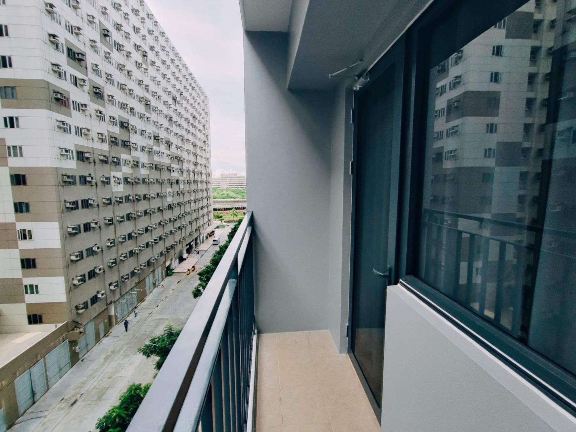 Shore Residences Moa Dynastel Staycation Pasay Bagian luar foto